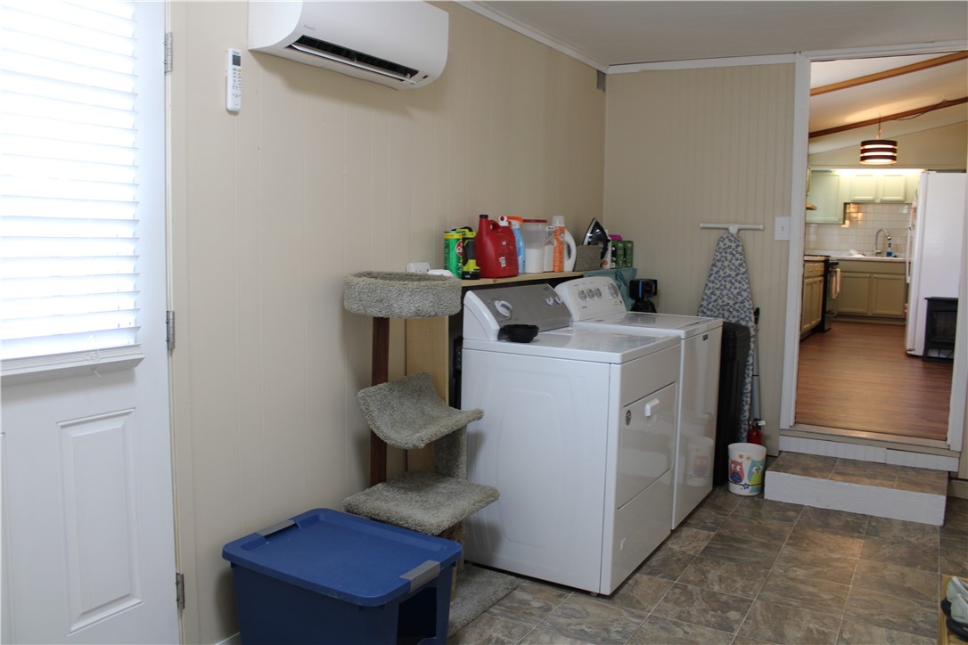 1005 N Wood Street Property Photo 17