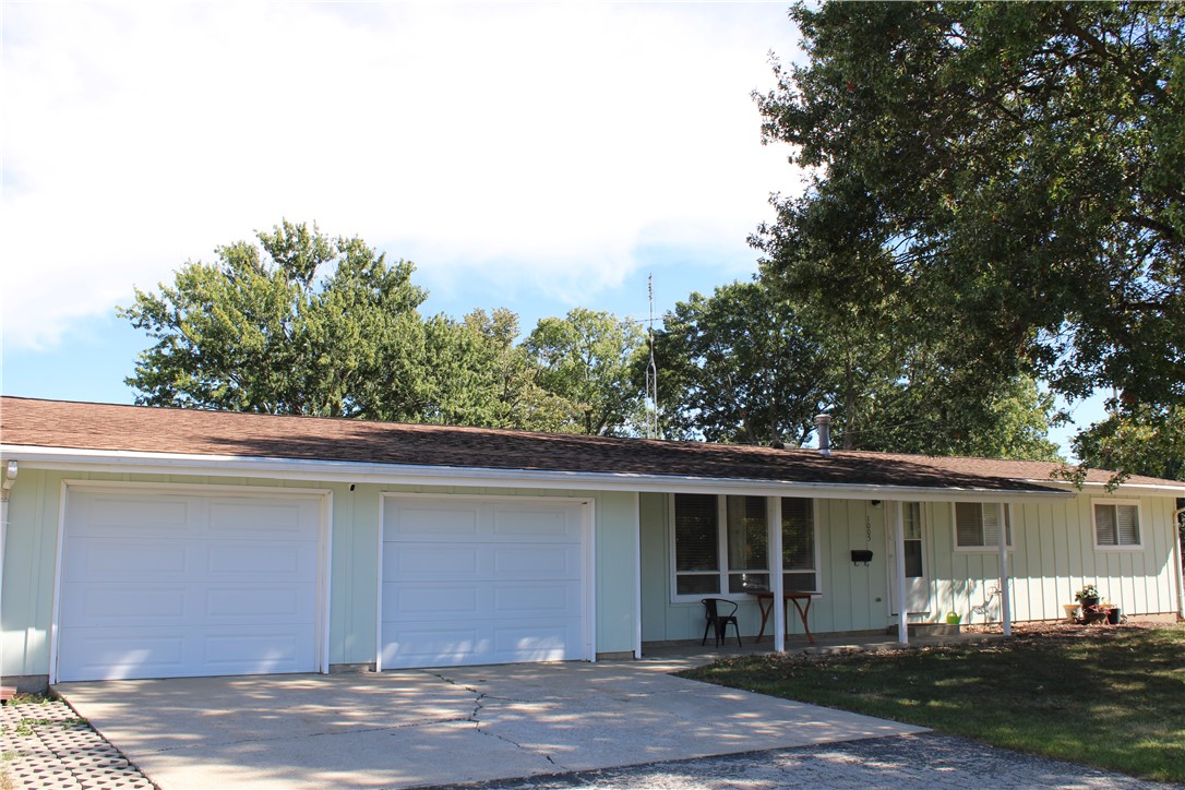 1005 N Wood Street Property Photo 19