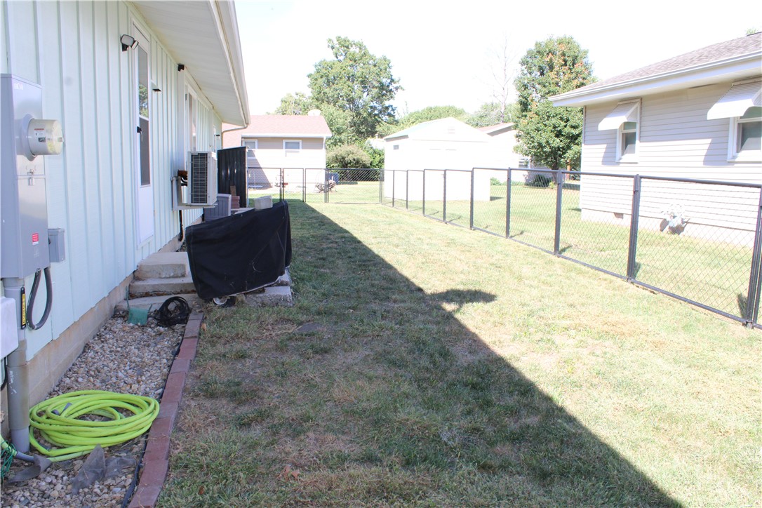 1005 N Wood Street Property Photo 20