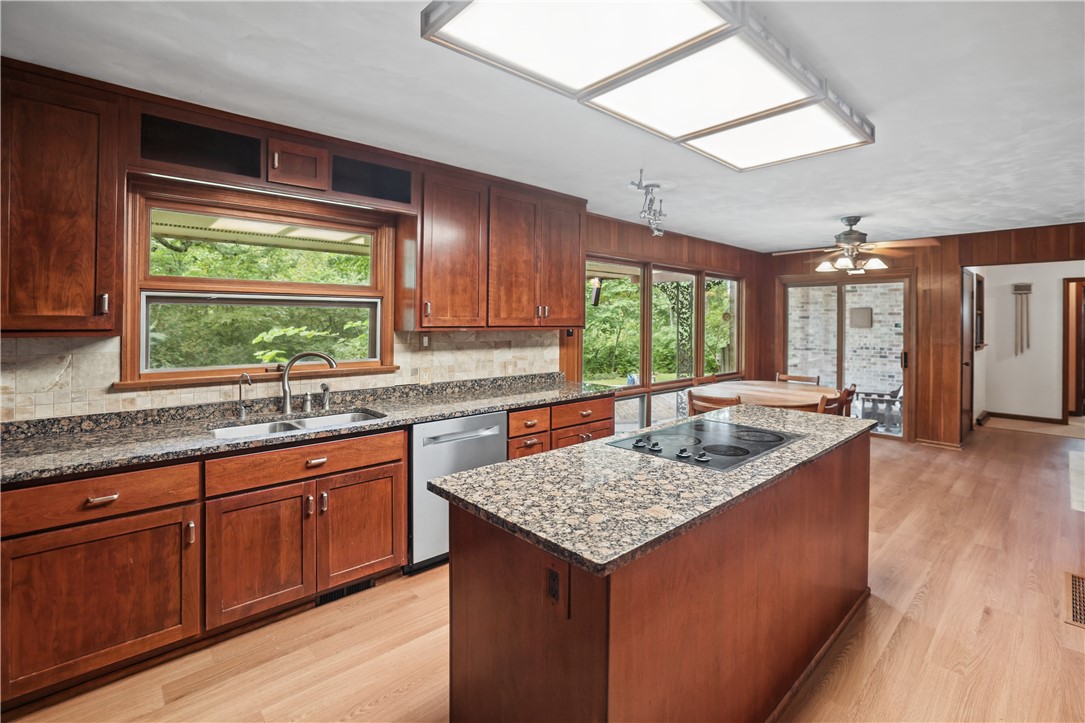 3135 Turpin Road Property Photo 4