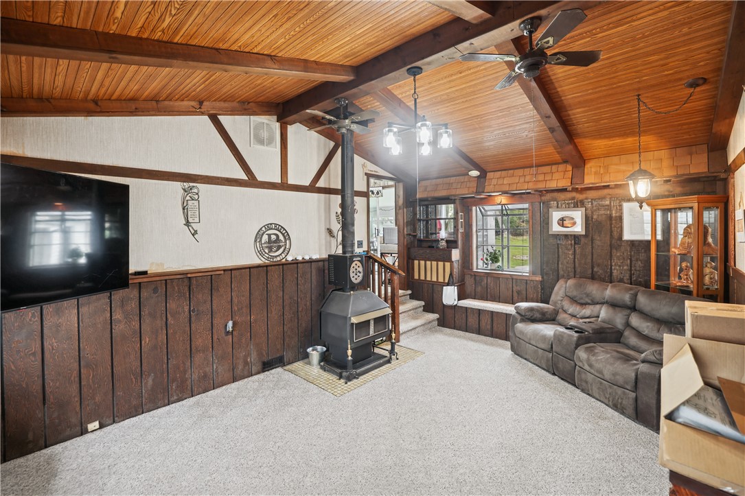 707 S Airport Road Property Photo 12
