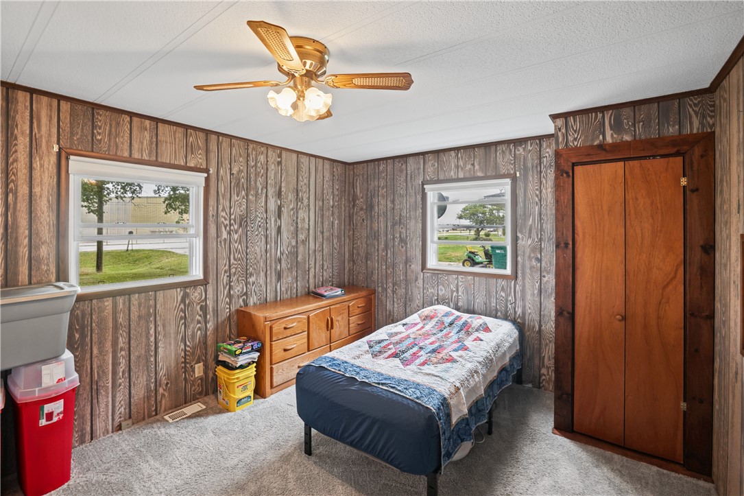 707 S Airport Road Property Photo 14