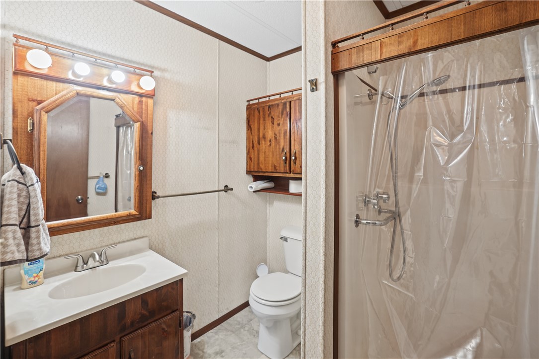 707 S Airport Road Property Photo 18