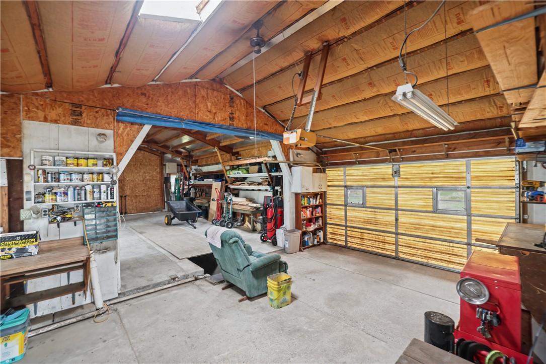 707 S Airport Road Property Photo 20