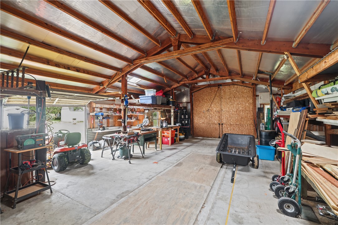 707 S Airport Road Property Photo 22