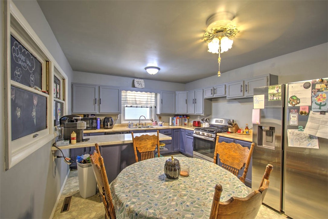 8 E Imboden Drive Property Photo 6