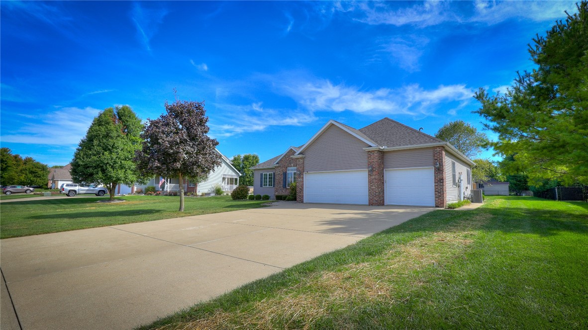 2770 Day Drive Property Photo 4