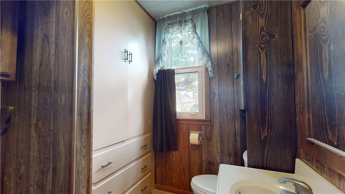 523 E Madison Avenue Property Photo 27
