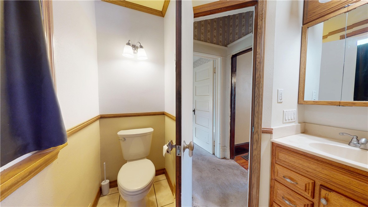 523 E Madison Avenue Property Photo 32