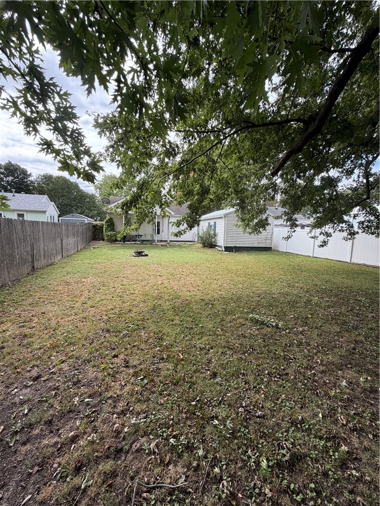 620 Illinois Avenue Property Photo 8
