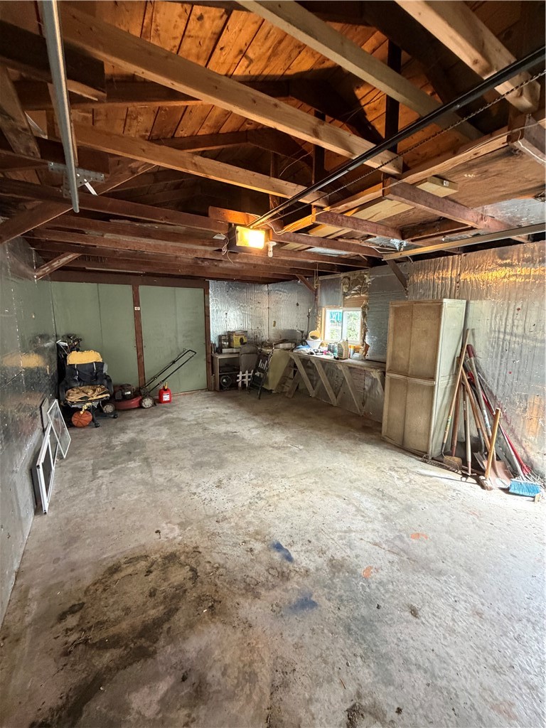 620 Illinois Avenue Property Photo 9