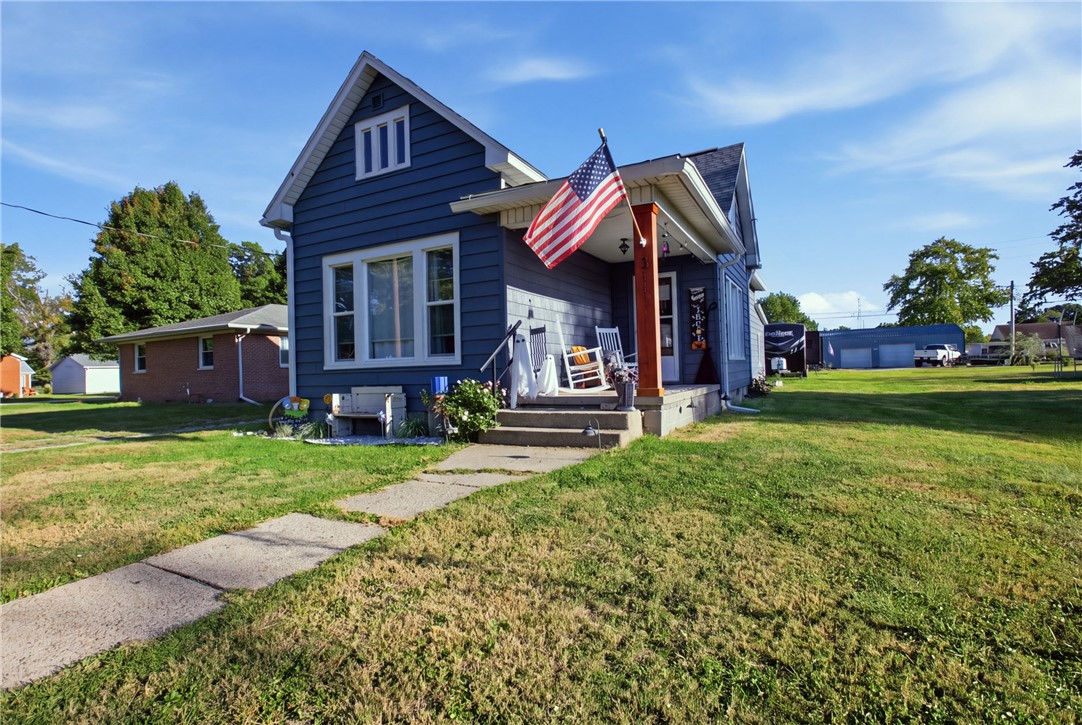 311 E Cincinnati Street Property Photo 1