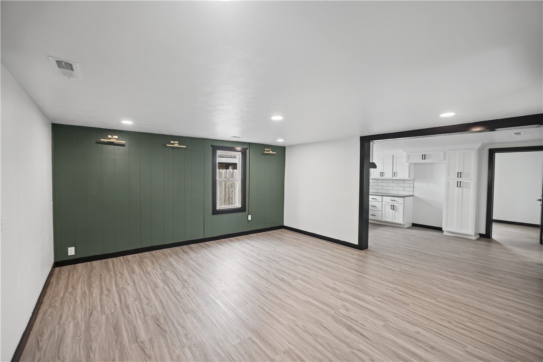 730 N Camfield Street Property Photo 4
