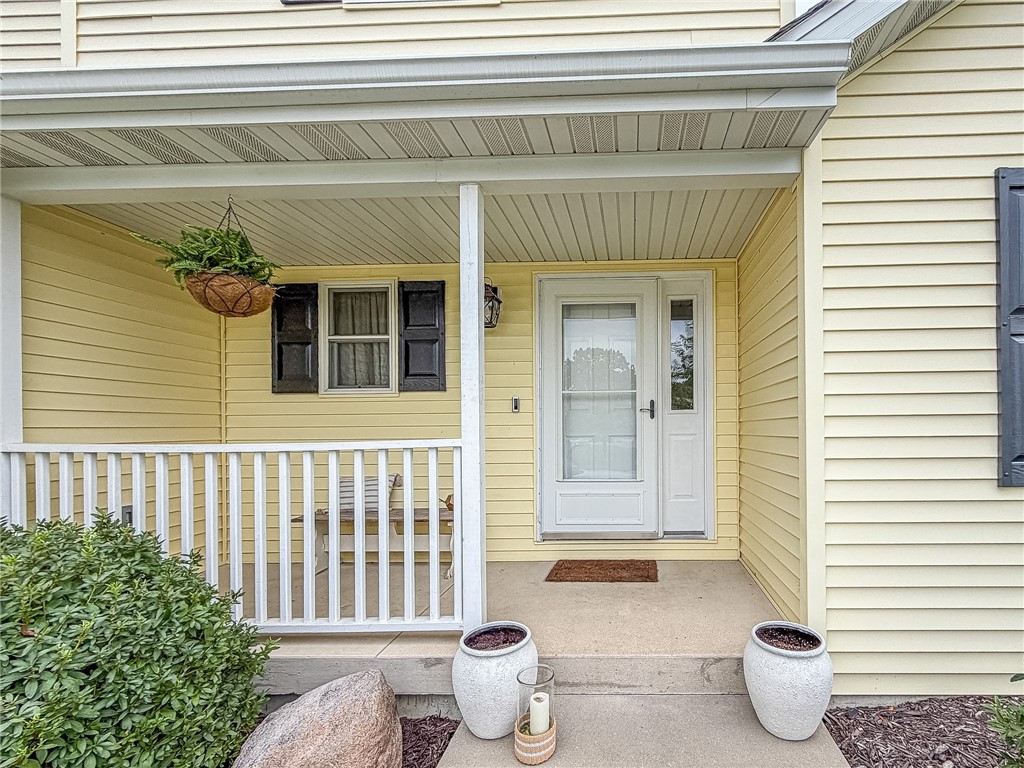 13 View Circle Property Photo 6