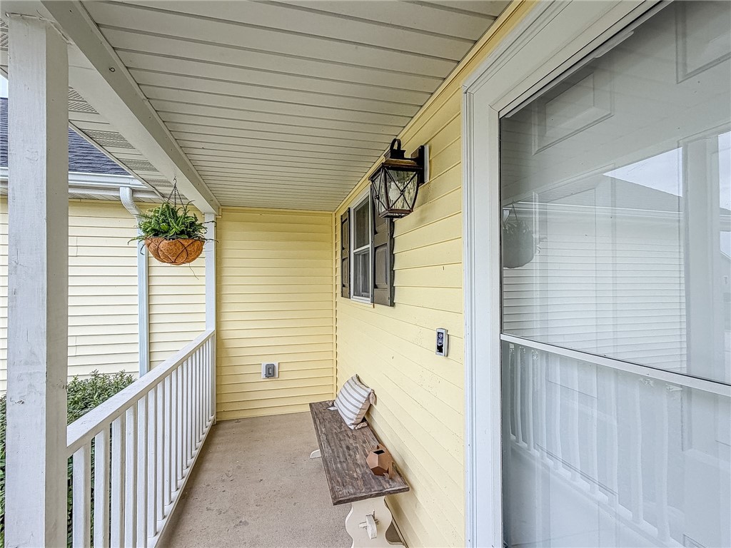 13 View Circle Property Photo 7