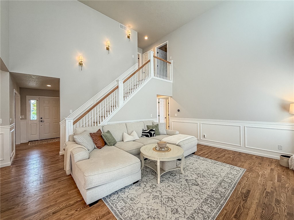 13 View Circle Property Photo 13