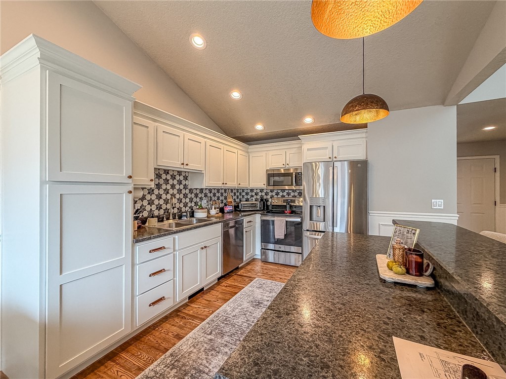 13 View Circle Property Photo 19