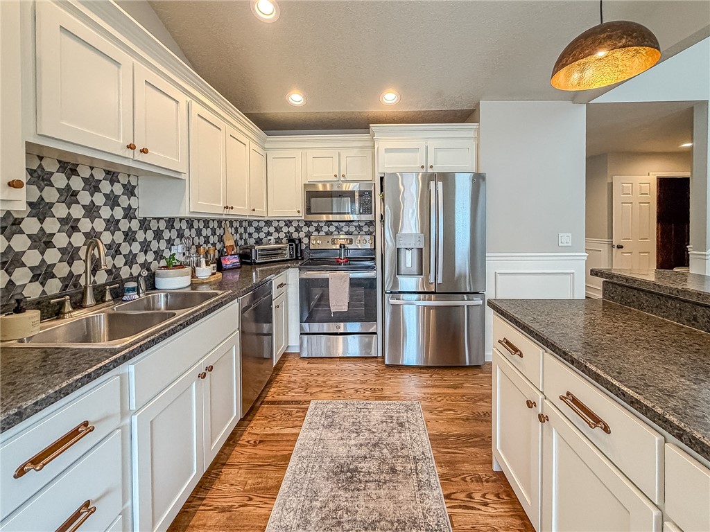 13 View Circle Property Photo 20