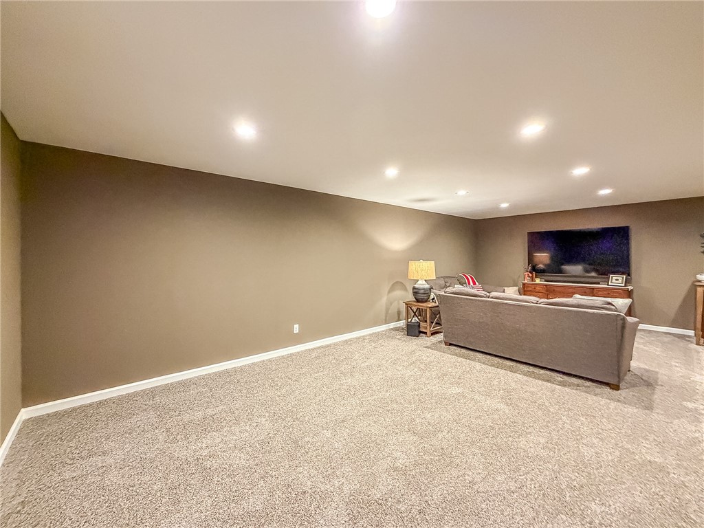 13 View Circle Property Photo 54