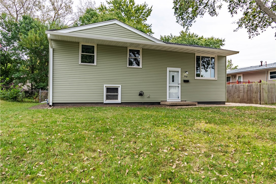 69 Meadowlark Drive Property Photo 1