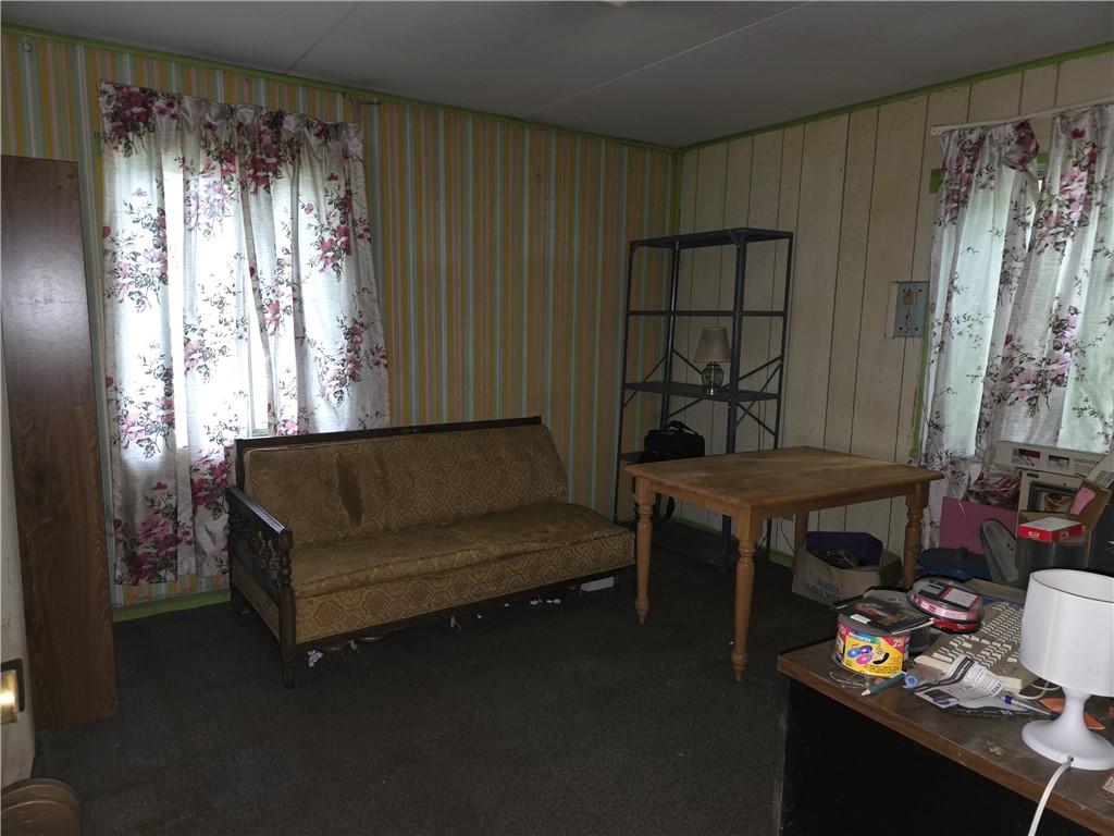 1313 S Mattis Avenue Property Photo 5