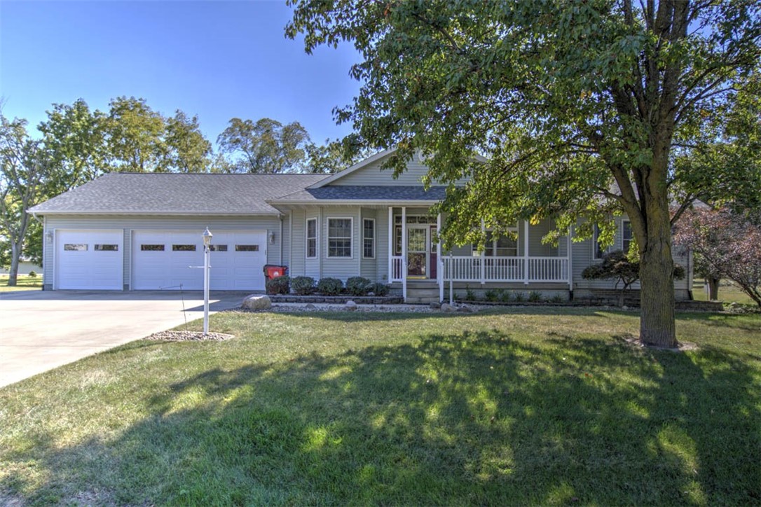 6711 Raintree Lane Property Photo 2