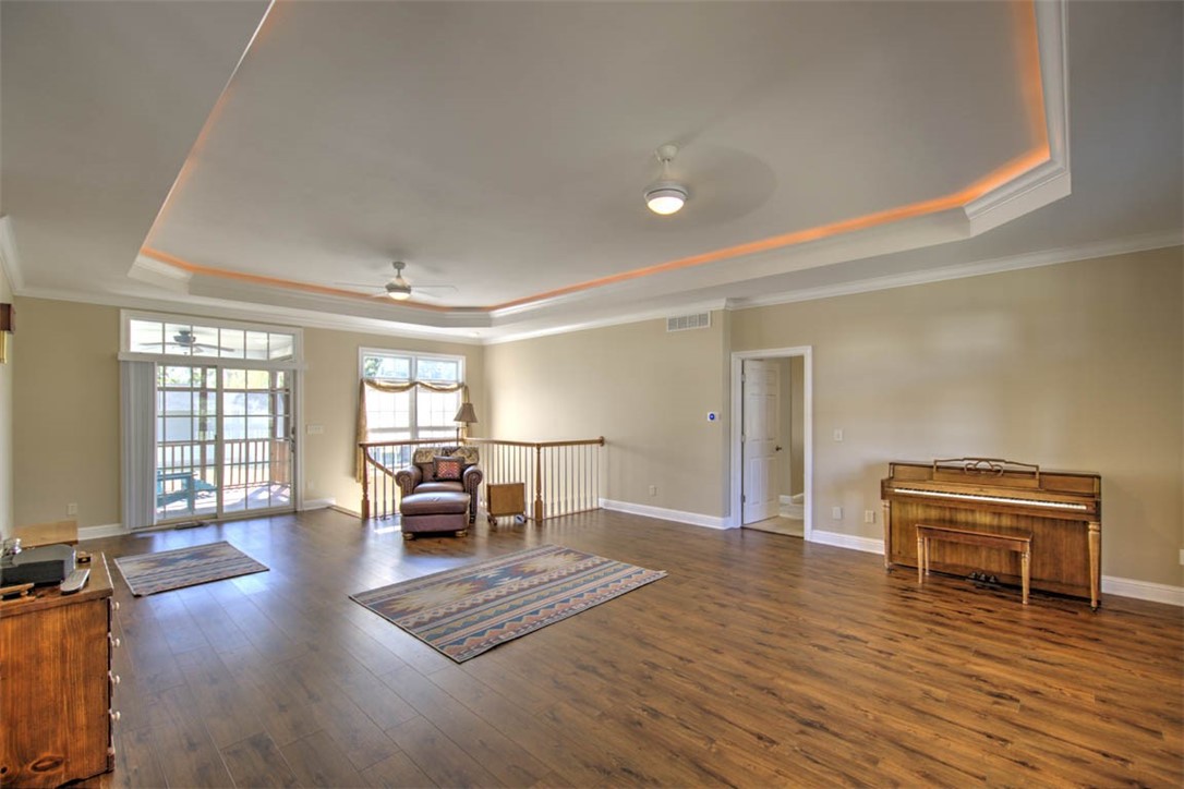 6711 Raintree Lane Property Photo 7
