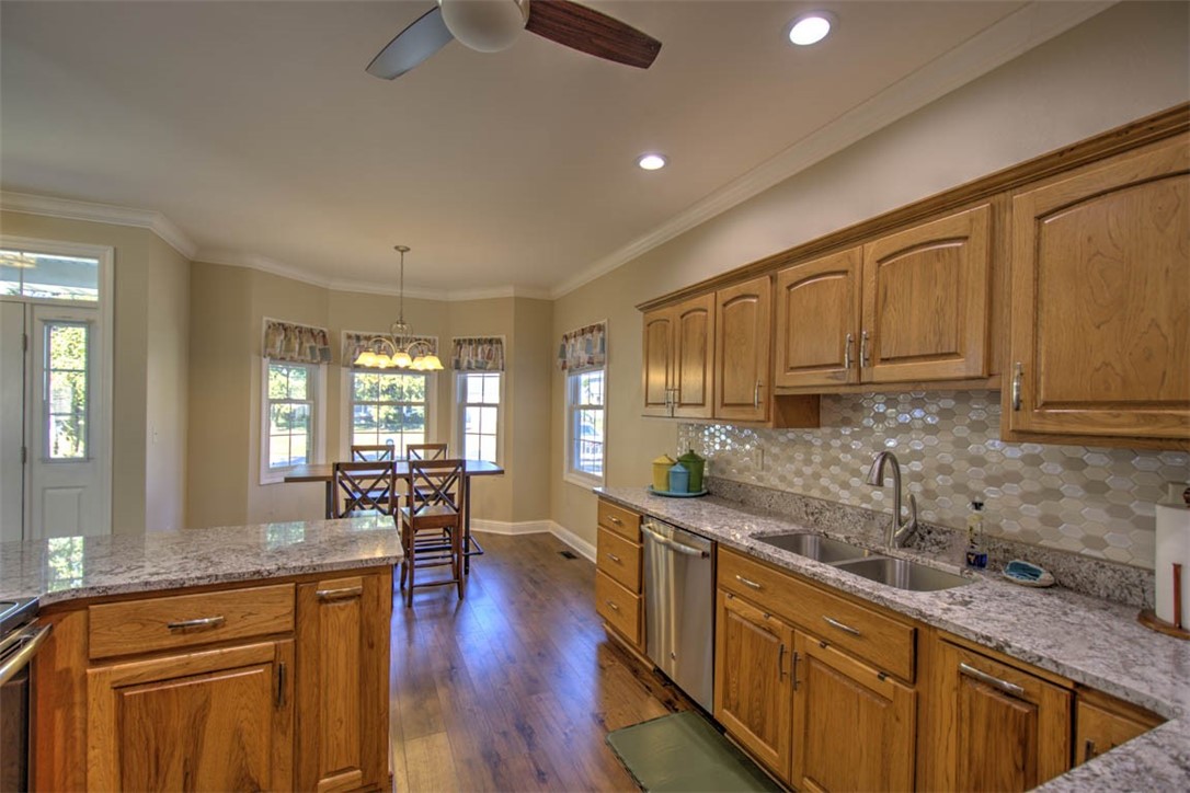 6711 Raintree Lane Property Photo 13