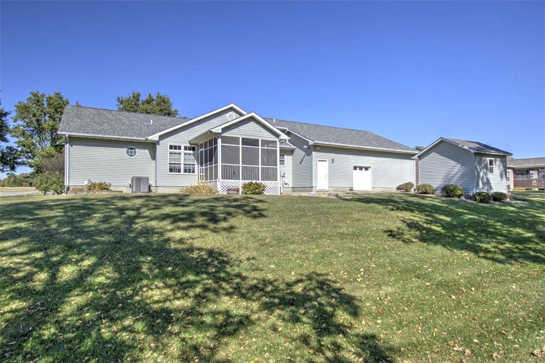 6711 Raintree Lane Property Photo 32