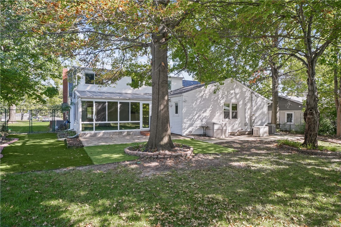 1426 N Logan Avenue Property Photo 61