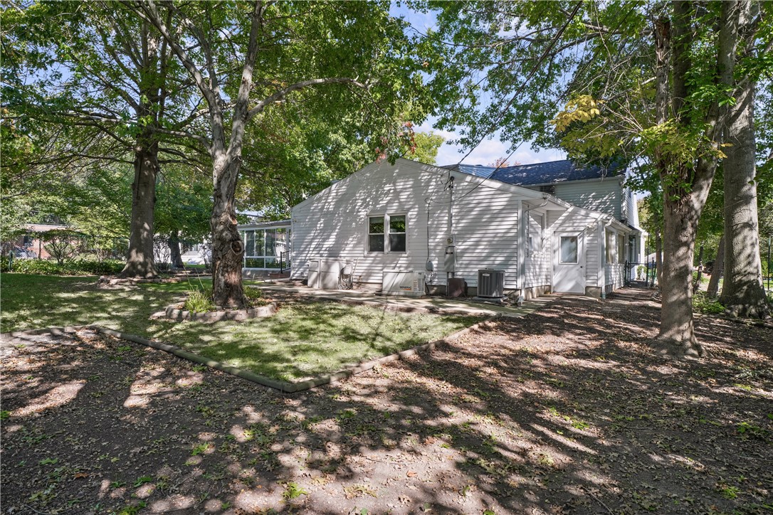 1426 N Logan Avenue Property Photo 63