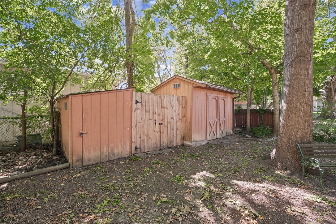 1426 N Logan Avenue Property Photo 64