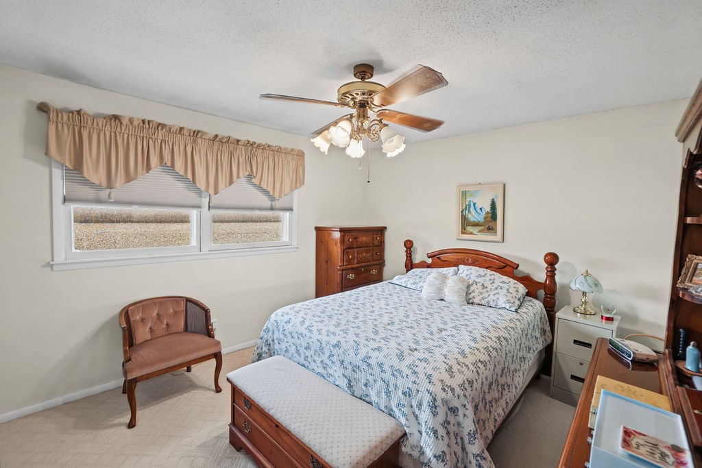 106 E Hillshire Road Property Photo 16