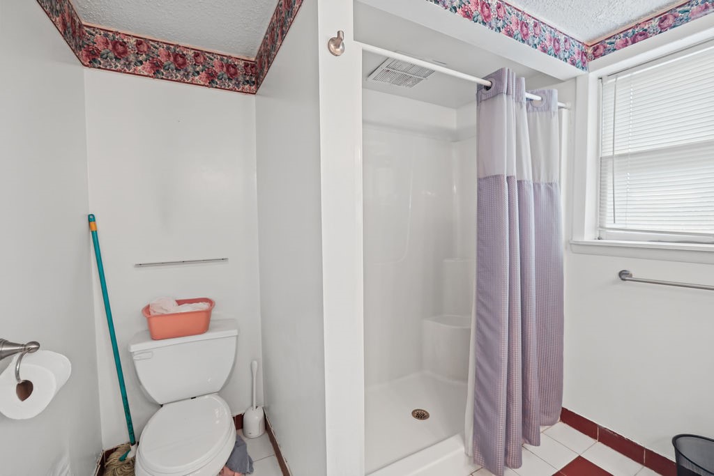 106 E Hillshire Road Property Photo 31