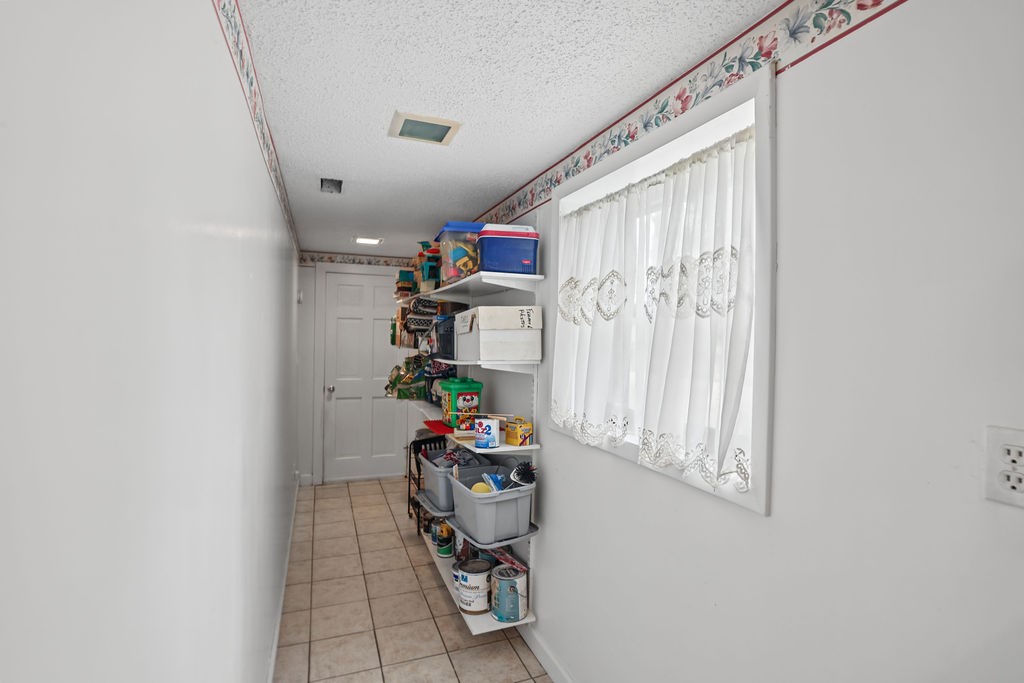 106 E Hillshire Road Property Photo 33