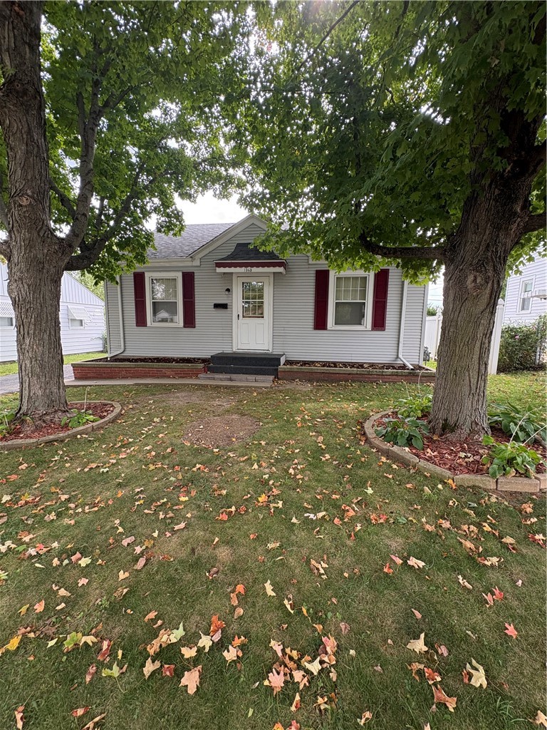 1365 E Buena Vista Avenue Property Photo 3