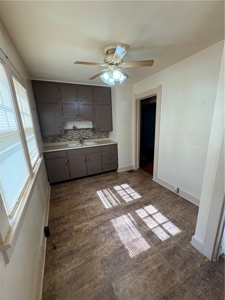 1365 E Buena Vista Avenue Property Photo 4