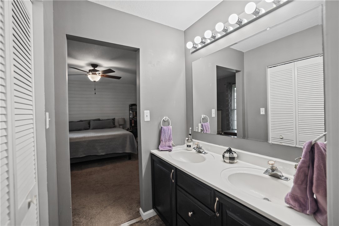 1304 S Patterson Road Property Photo 14