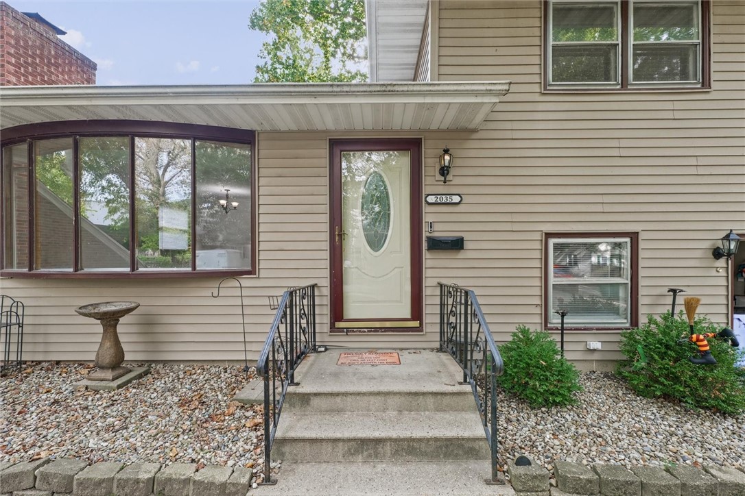 2035 Dickinson Avenue Property Photo 4