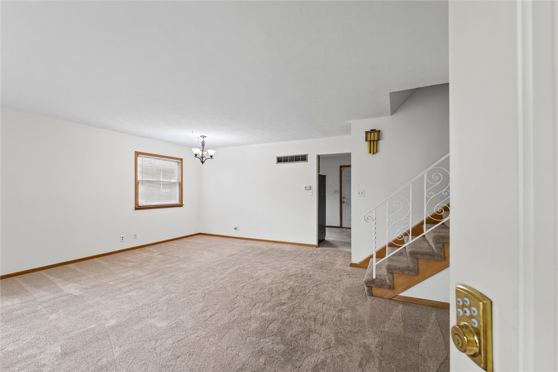 2035 Dickinson Avenue Property Photo 5