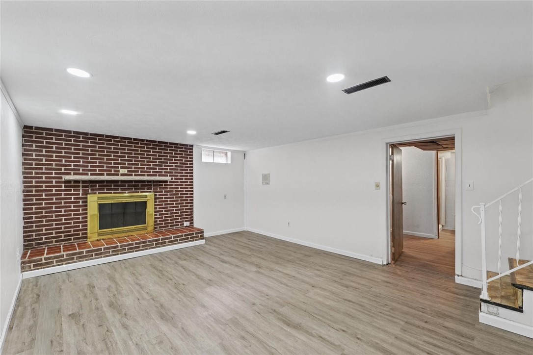 2035 Dickinson Avenue Property Photo 19