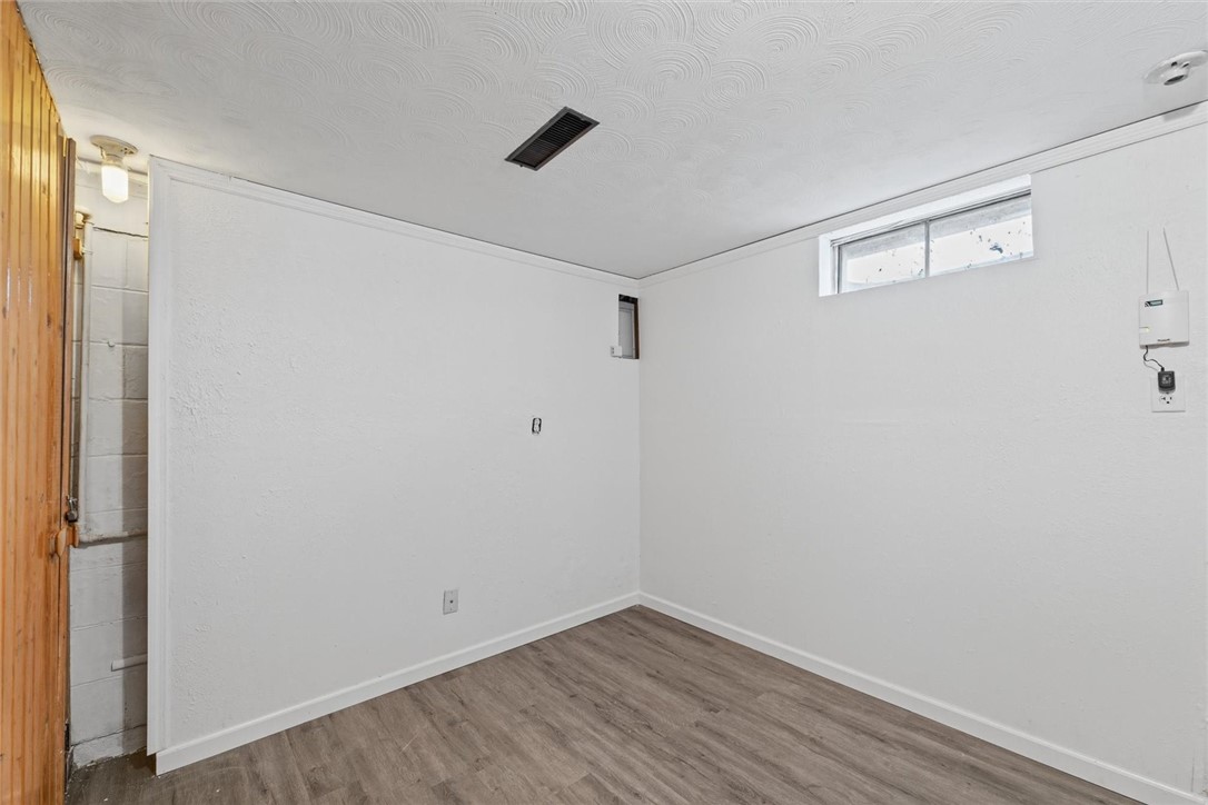 2035 Dickinson Avenue Property Photo 23