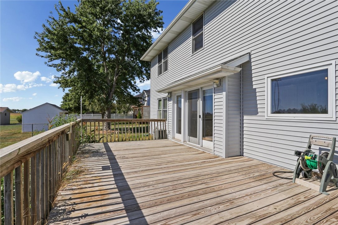 1029 Amanda Court Property Photo 7