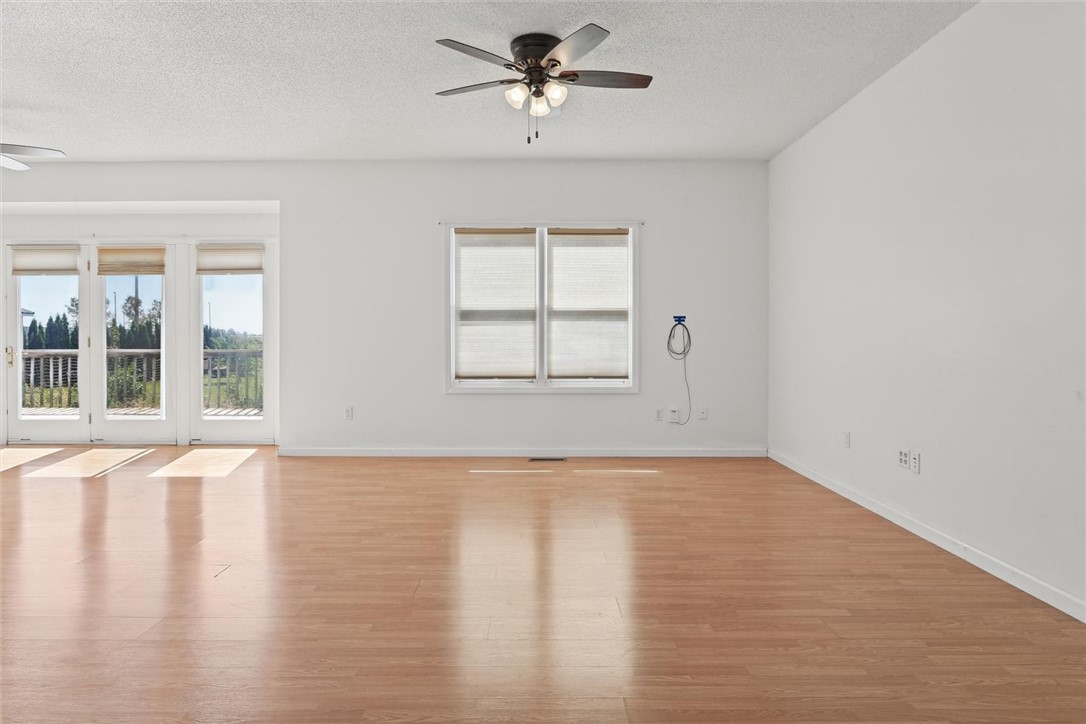 1029 Amanda Court Property Photo 23
