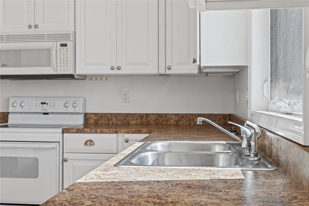 1029 Amanda Court Property Photo 29