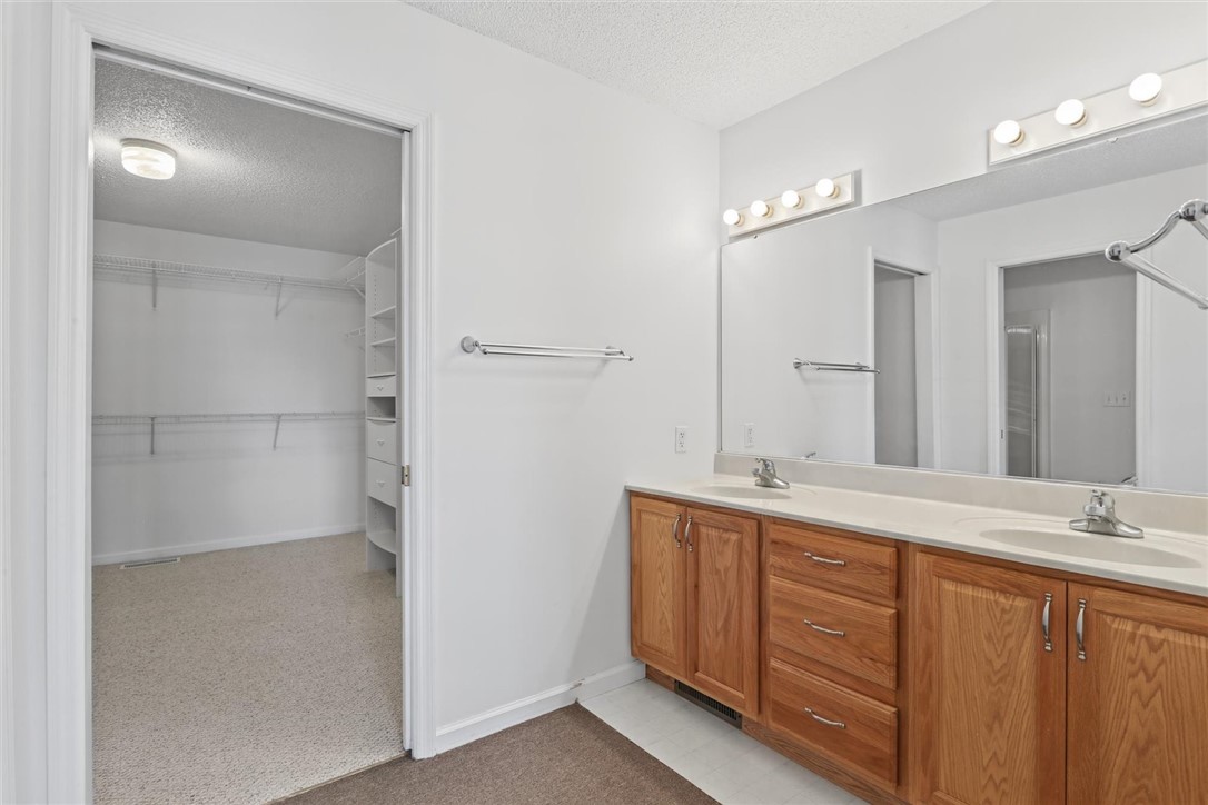 1029 Amanda Court Property Photo 39