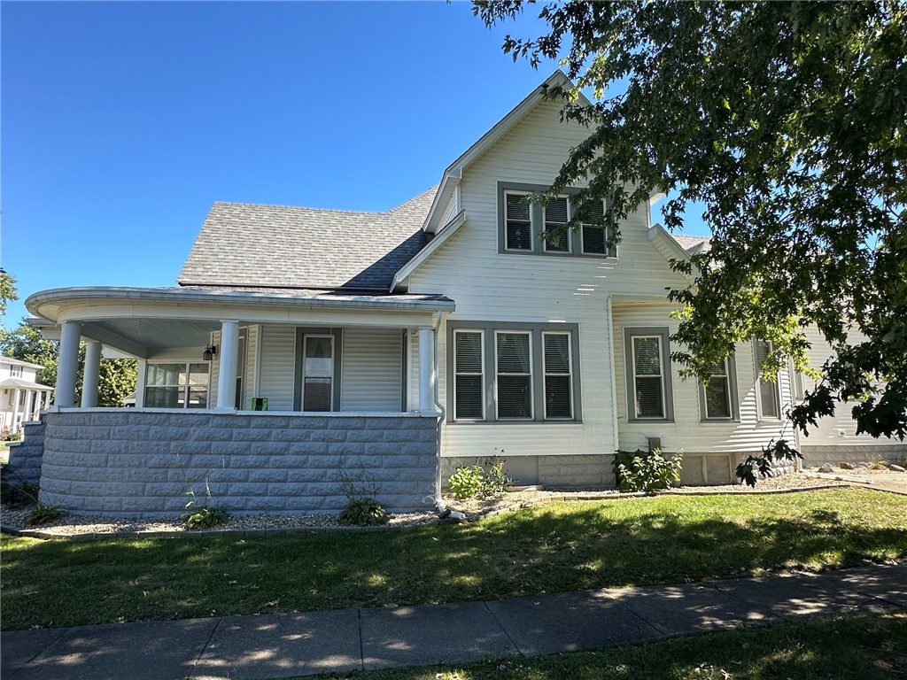 101 E Adams Avenue Property Photo 3