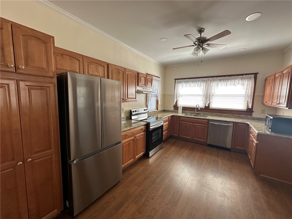 101 E Adams Avenue Property Photo 16