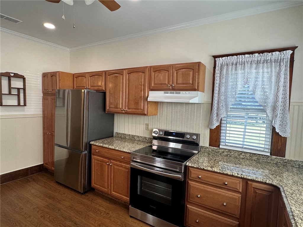 101 E Adams Avenue Property Photo 17
