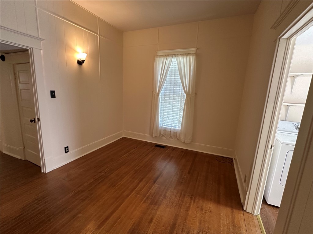 101 E Adams Avenue Property Photo 21